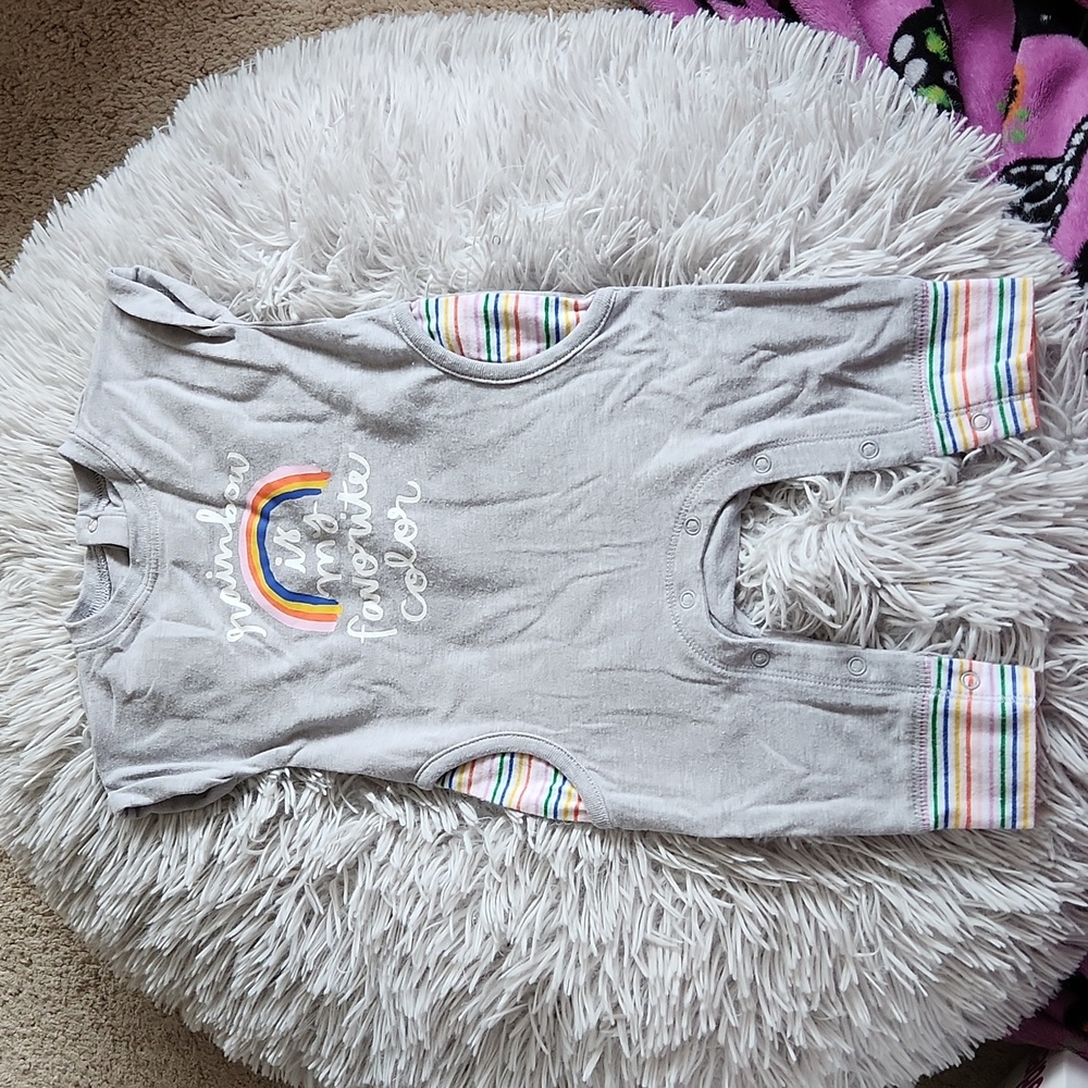 Cat & Jack short sleeve onsie